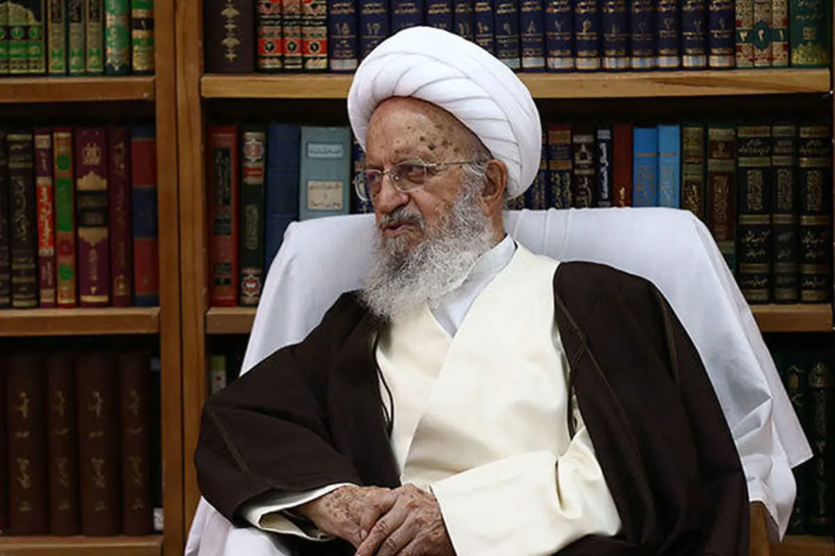 آیت الله مکارم شیرازی: ۱۳ آبان اتفاقی نخواهد افتاد