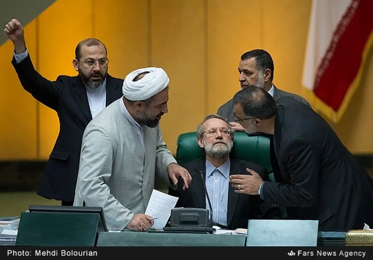 پایداریچی‌ها می‌خواهند رییس مجلس را هم استیضاح کنند