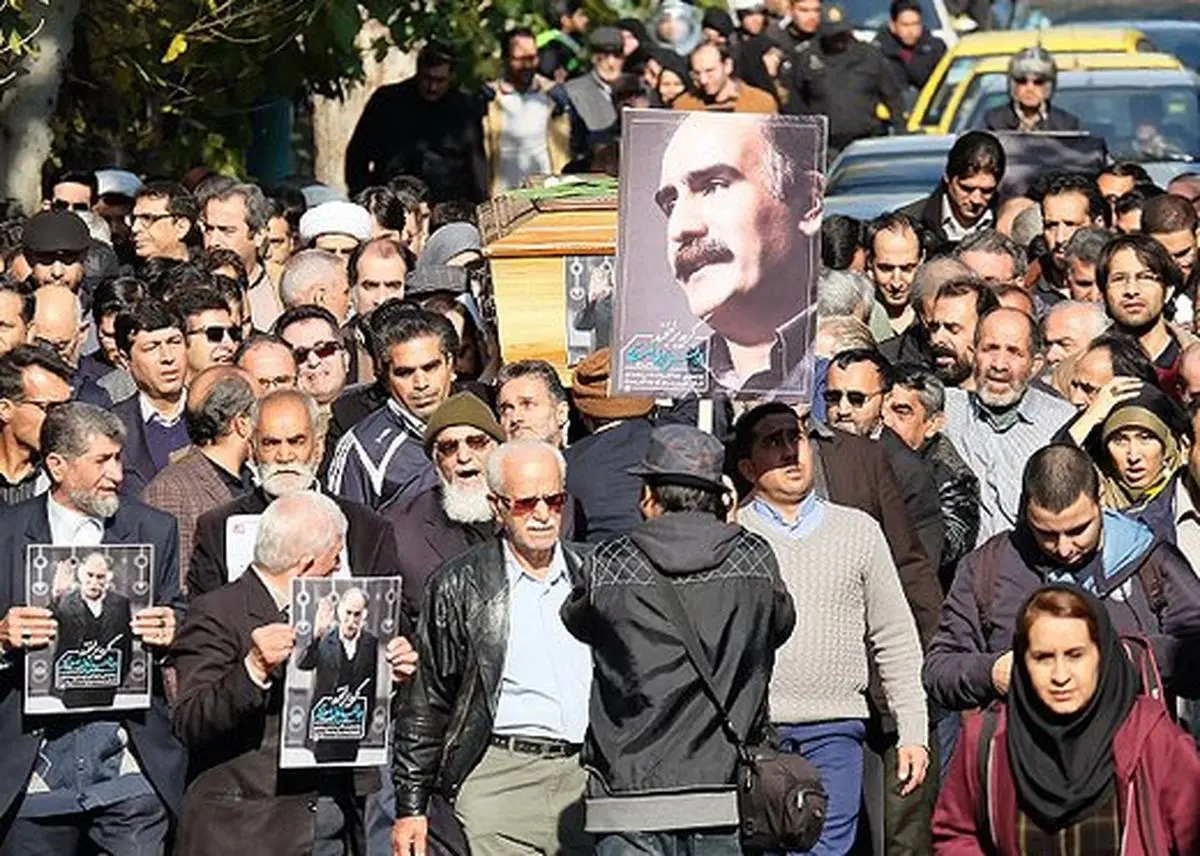 بدرقه پیکر ملا نصرالدین «گل آقا» به آرامگاه ابدی