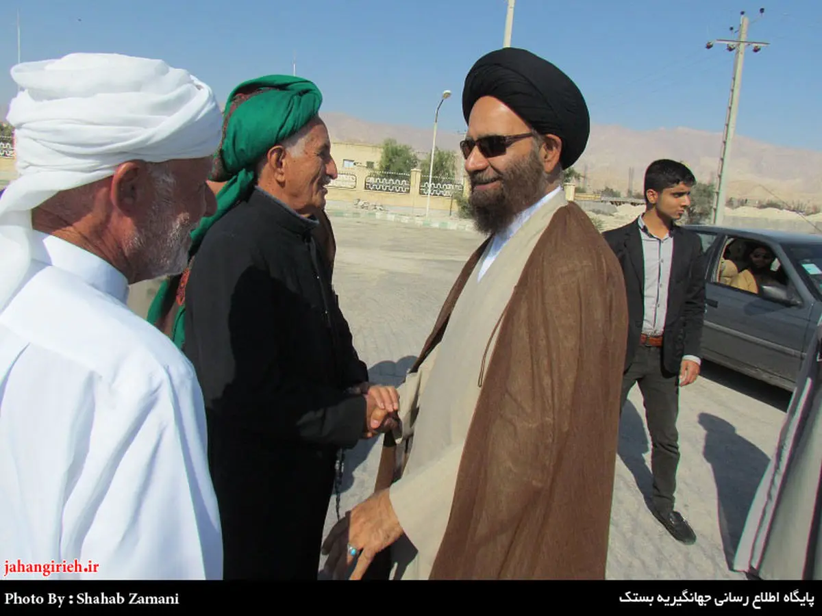 درخواست یک امام جمعه از رهبری: ما هم بازنشسته شویم!