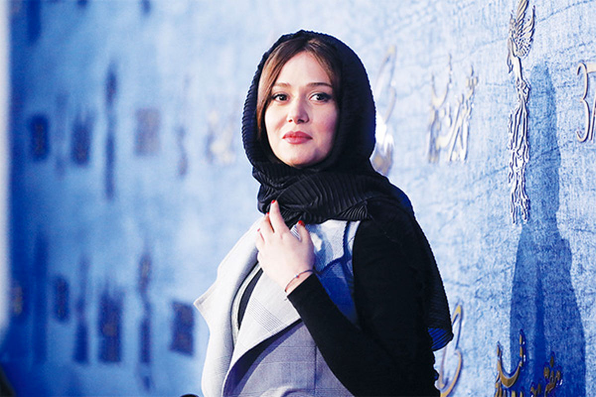 مرور کارنامه بازیگری پریناز ایزدیار