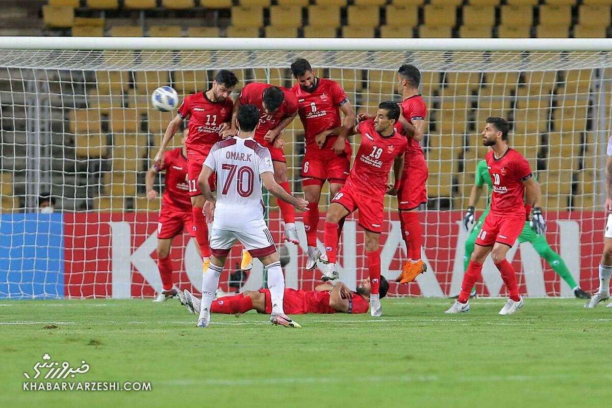 استقلال به دنبال یک پرسپولیسی؛ هافبک قرمزها یاغی میشود؟