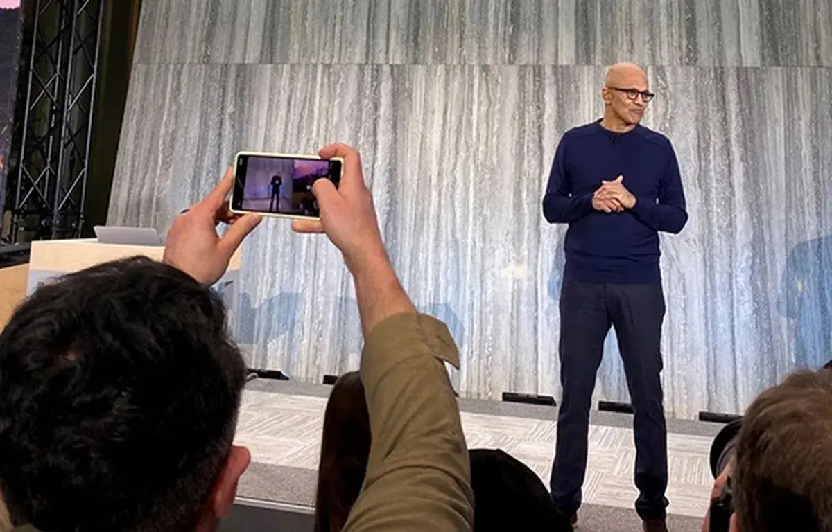 هوش مصنوعی؛ نزدیک‌تر از رگ گردن