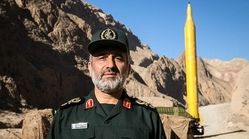 سایه نبرد دیگران بر ایران