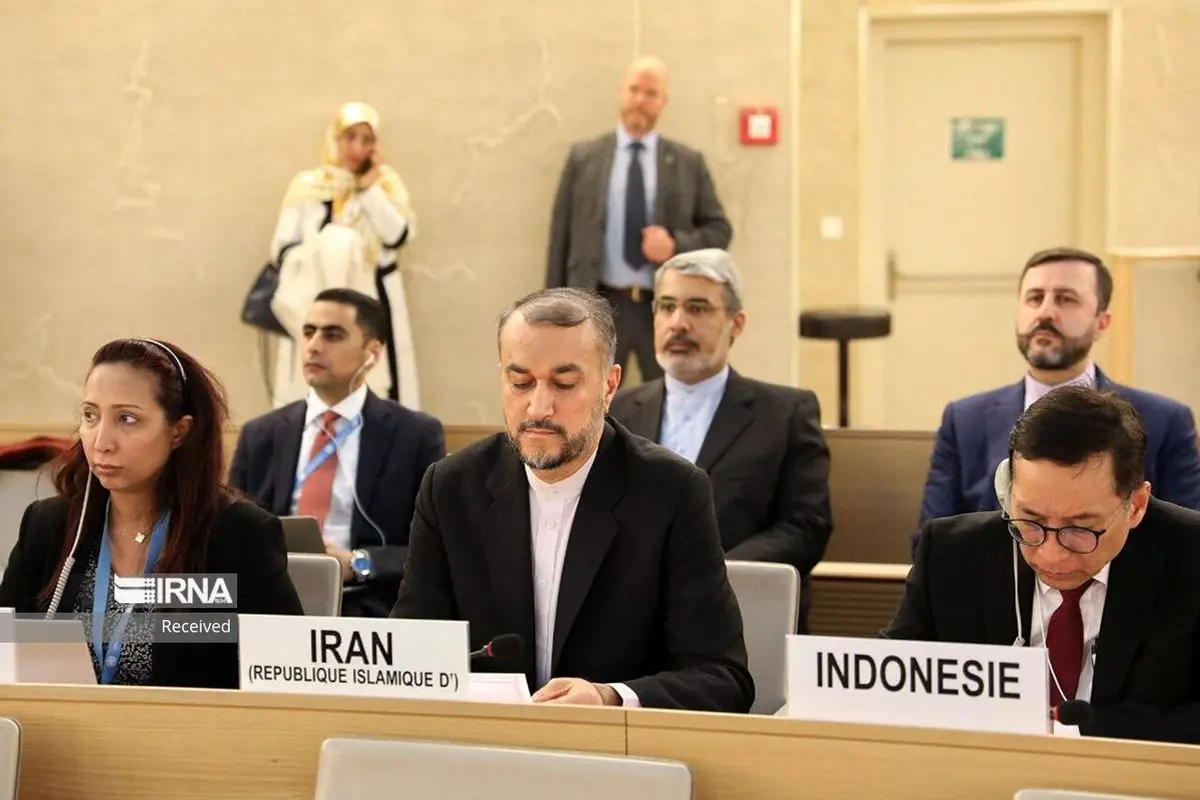 اشتباهات پرتکرار عبداللهیان هنگام روخوانی انگلیسی را ببینید