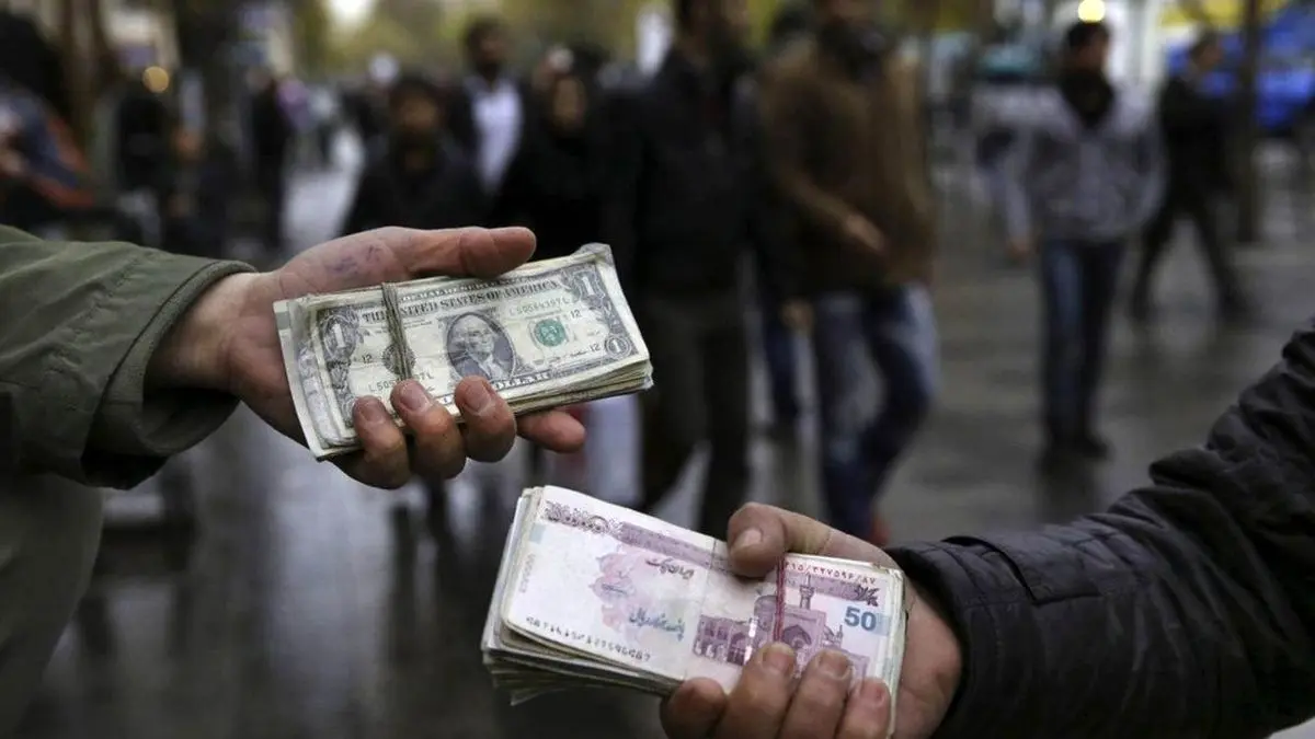 ادعای فارس: «۳۵ گرداننده دلار تلگرامی» بازداشت شدند
