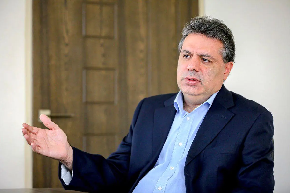 دیدگاه| حامد پاک‌نیت: بودجه 1402 همین حالا کسری 400 هزار میلیاردی دارد