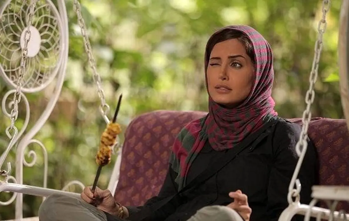 نهنگ عنبر و ستاره هایش در رقابت با الناز شاکردوست