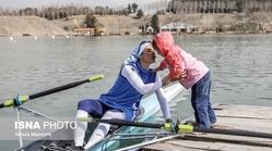 ماجرای مهسا و دخترش در دریاچه آزادی
