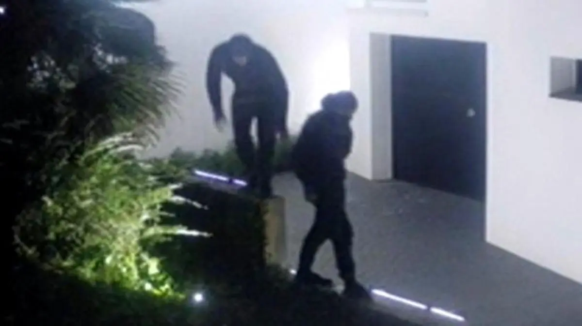سرقت مسلحانه ناکام از خانه لیونل مسی در بارسلونا + عکس