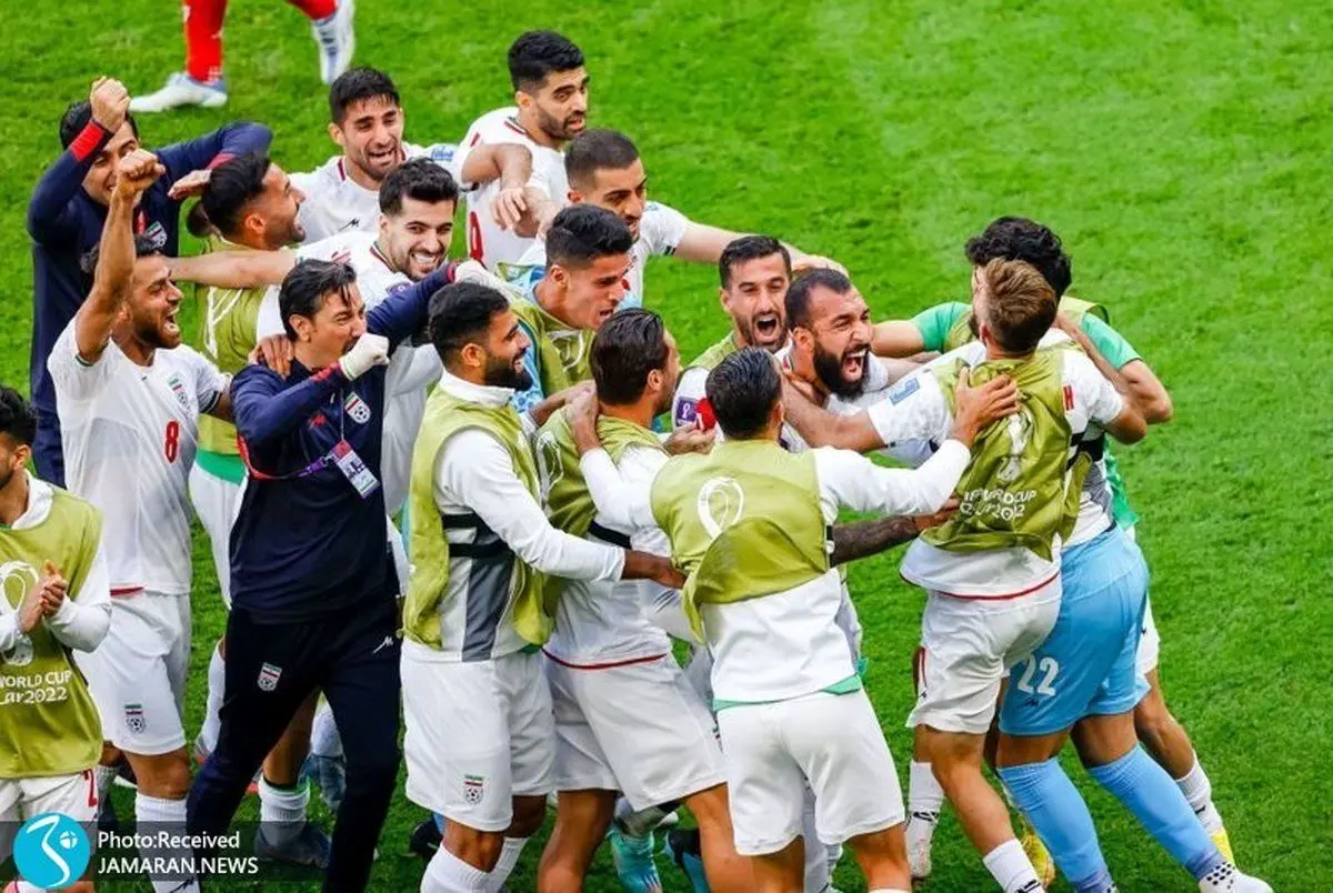پرداخت پاداش ارزی به ملی‌پوشان فوتبال غیرقانونی است!