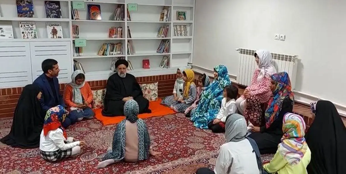 حضور رئیسی در مرکز نگهداری از کودکان فاقد سرپرست موثر
