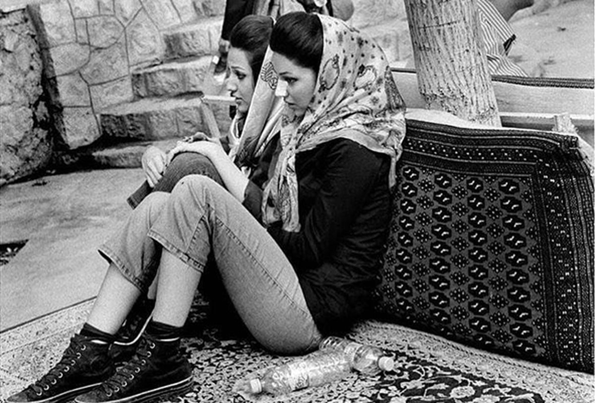 دلهره برای تولد چرچیل، دکتر فاطمی، جوانان تهرانی و لانچیا