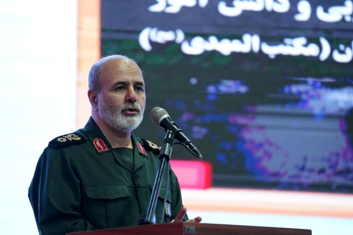 سردار علی‌اکبر احمدیان دبیر شورای عالی امنیت ملی شد