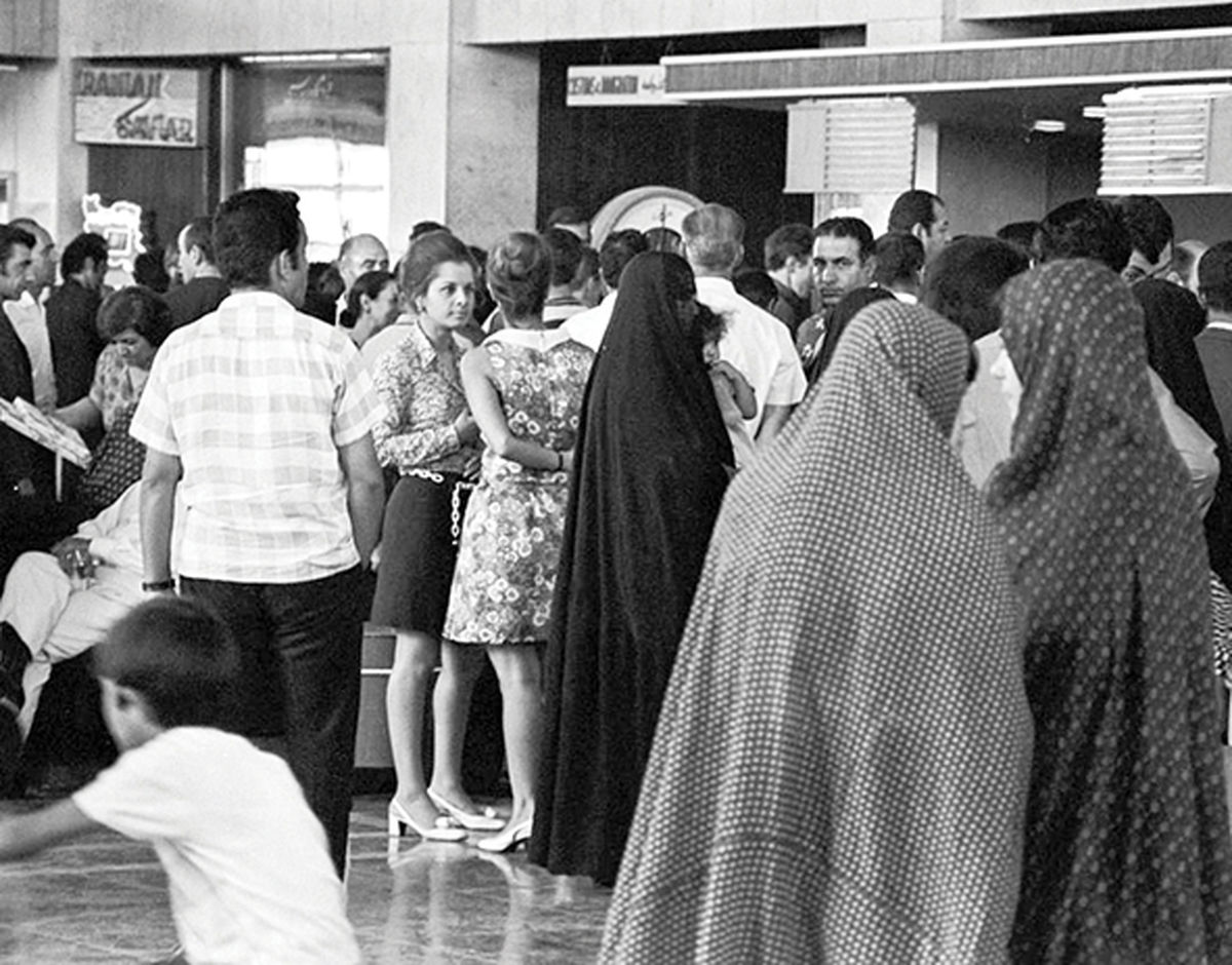 قاب تاریخ| مهرآباد 48، قم 65 و ب.ام.و 2002