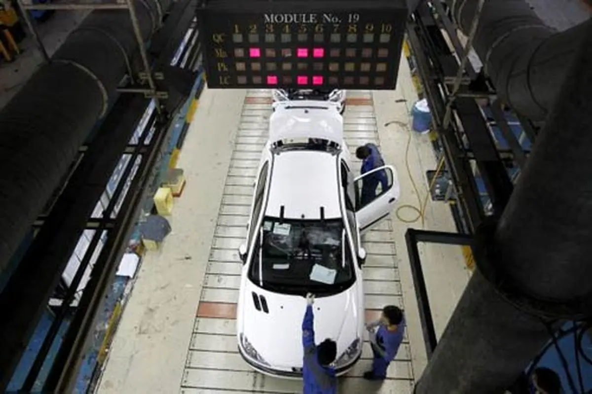 واقعا تویوتا لندکروز با پژو ۲۰۶ فرقی ندارد؟