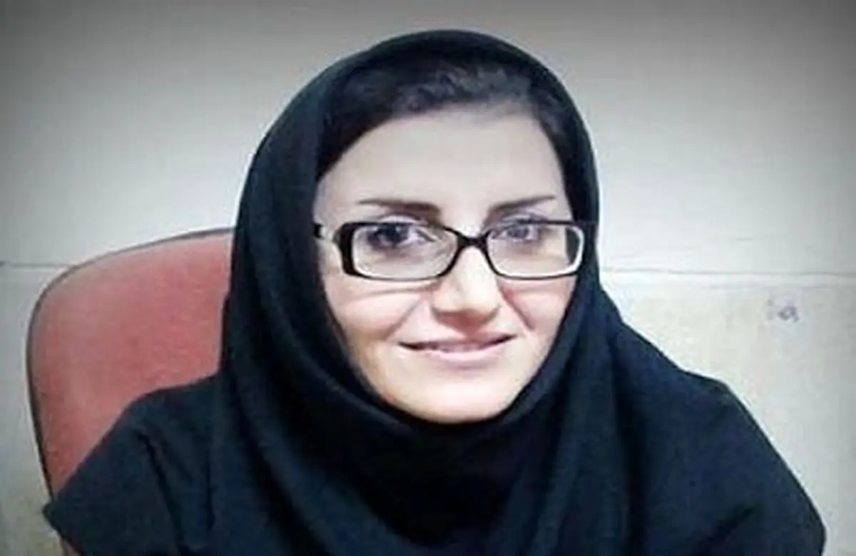 وکیل کارگران هفت تپه به یک سال و نیم حبس محکوم شد