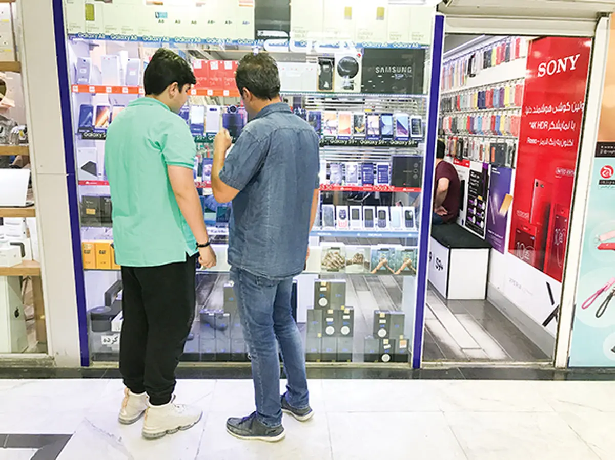 فشار بازار موبایل افتاد
