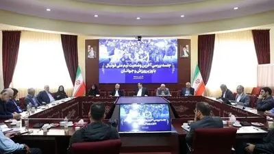پشت‌پرده حضور کفاشیان در جلسه وزیر با تاج و  قلعه‌نویی