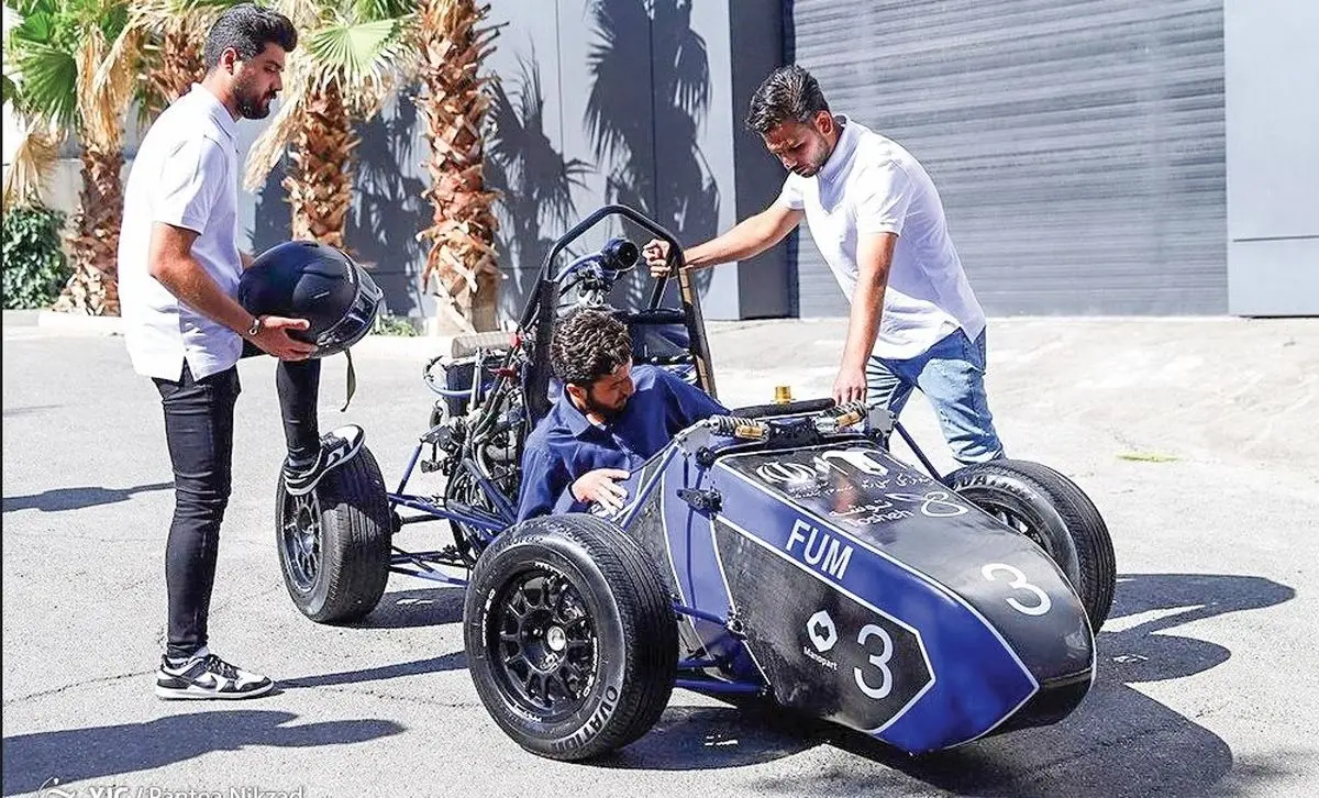‌«رهام» راهی مسابقه فرمول یک دانشجویی شد