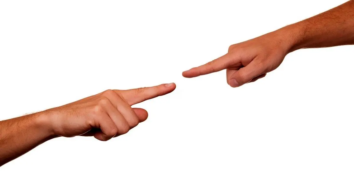 چگونه بدون دلخوری از همسرم انتقاد کنم؟