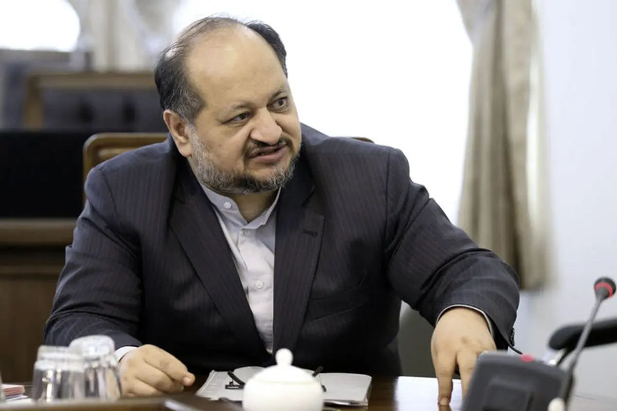 شریعتمداری: اگر دامادم خطا کرده، با او برخورد شود