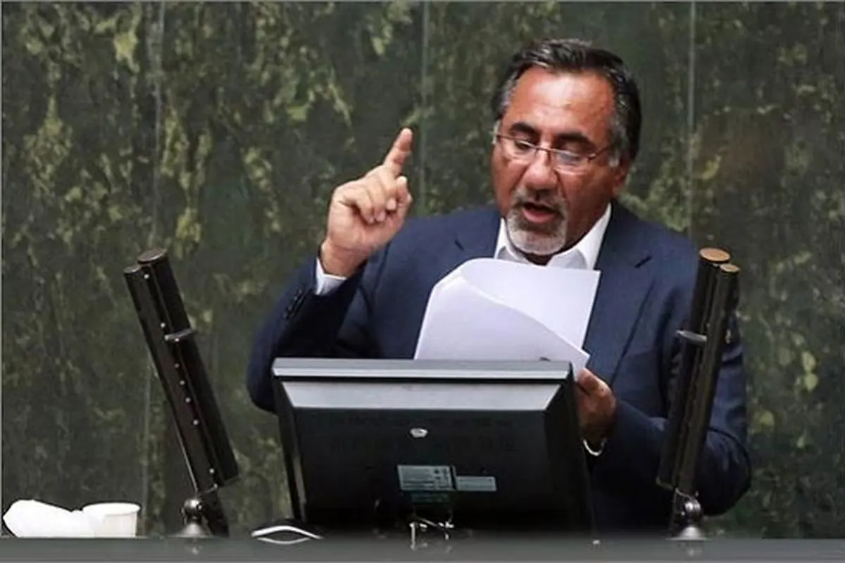 نماینده زاهدان: فراستی ۲۰۰هزار نفر را رنجانده است