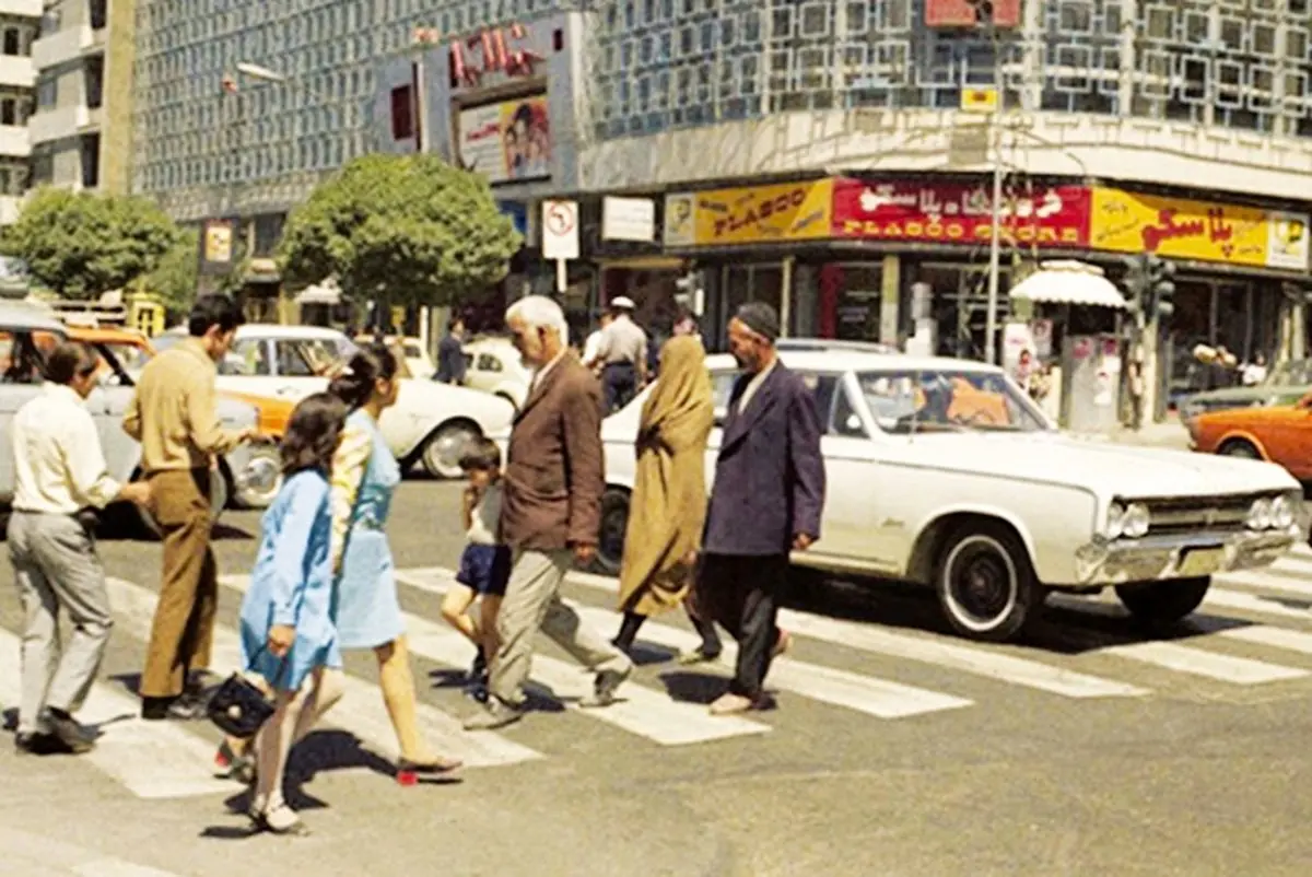 یادداشت سردبیر/ پیکان دولوکس دودی مدل ۵۴