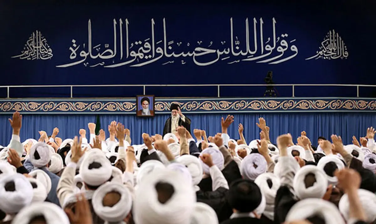 رهبر انقلاب: کاهش تعهدات برجامی ادامه دارد