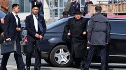ماجرای انتقال دو بنز لوکس به پیونگ‌یانگ
