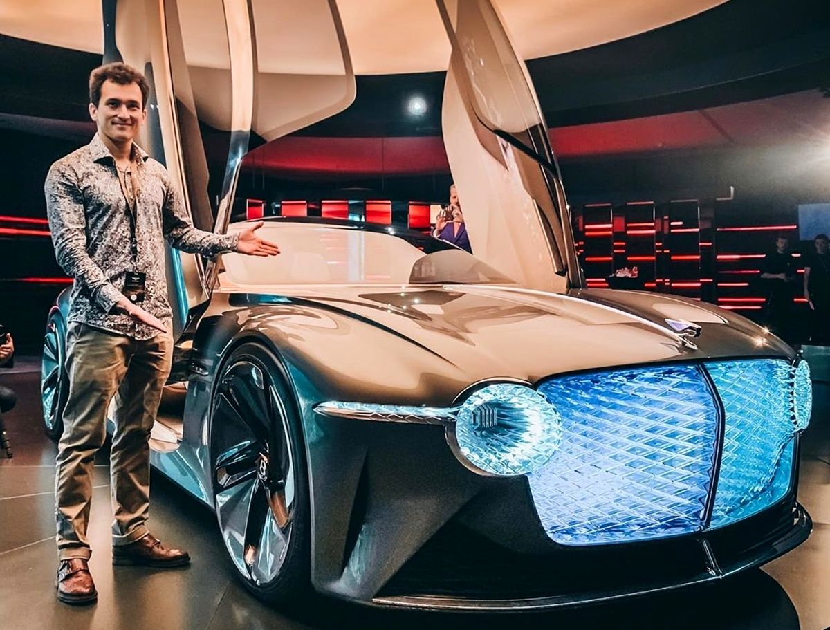 بنتلی EXP 100 GT از نمای نزدیک + (ویدئو)