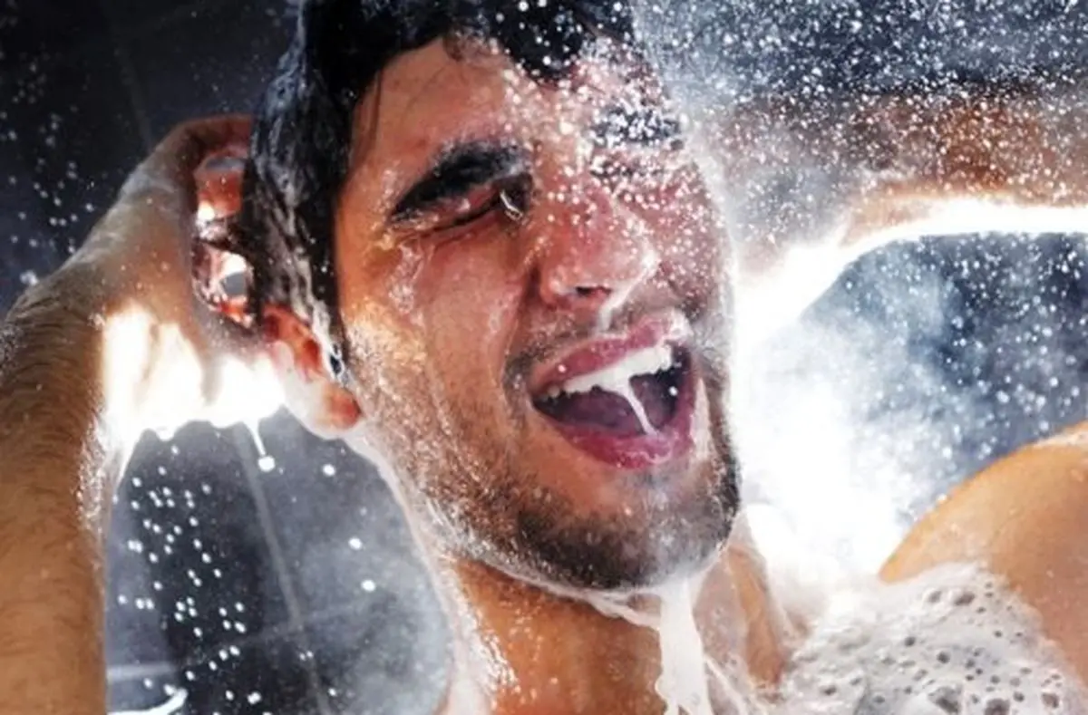 طنز نوشت/ بحث زیر دوش حمام