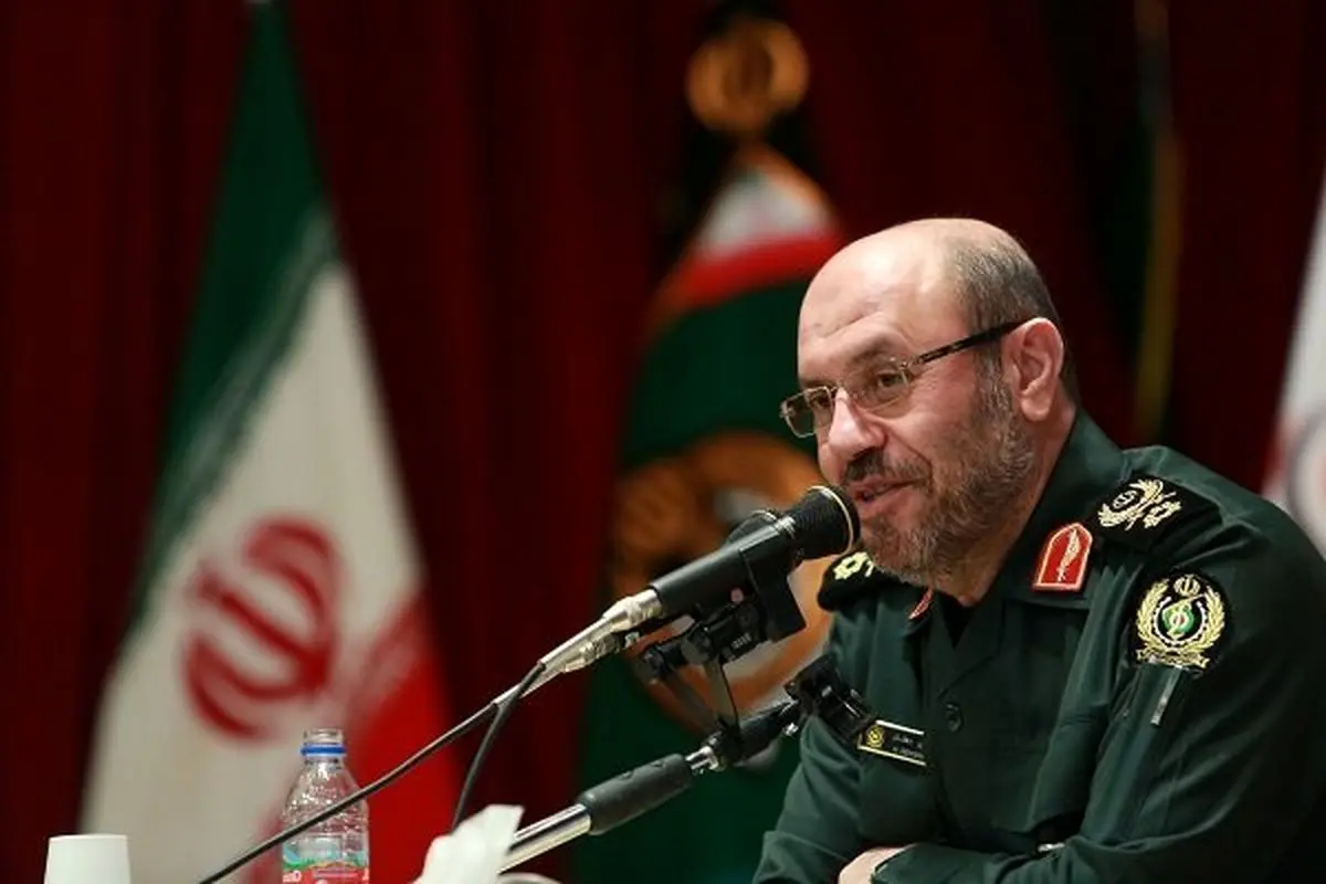نظر مشاور رهبری درباره دختر قهرمان شبکه های معاند
