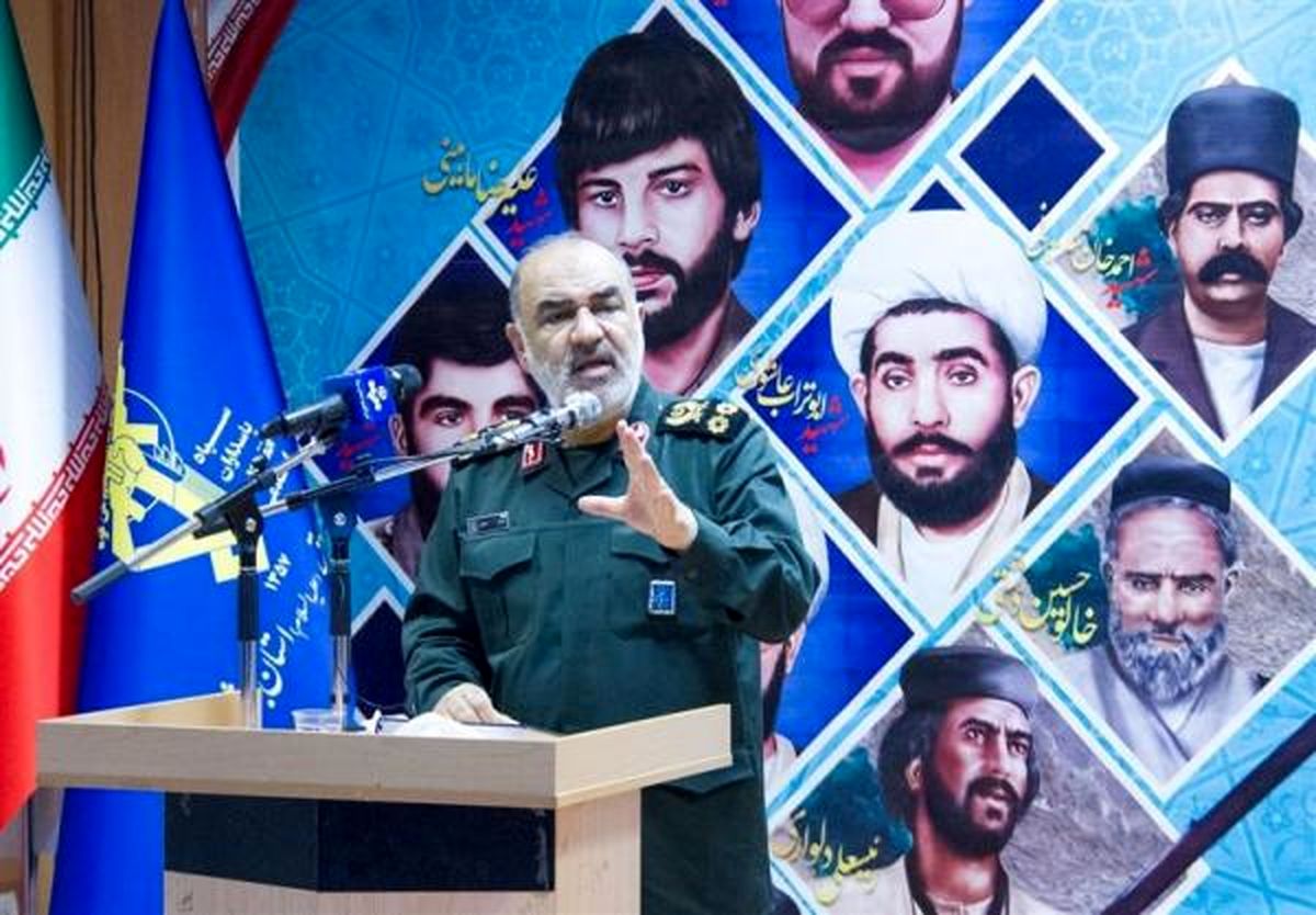 سپاه نخواهد گذاشت مردم ذرهای در سختی قرار بگیرند
