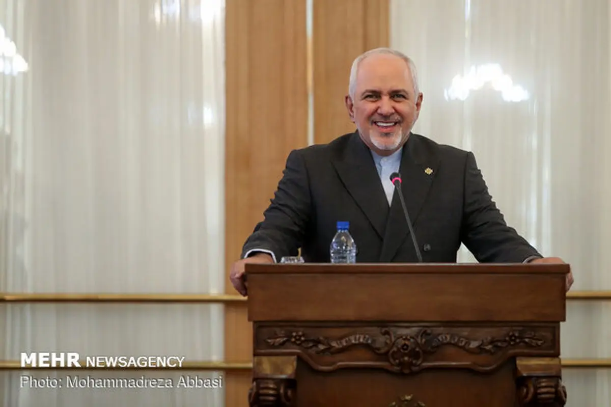ظریف: گام سوم را در دو روز آینده بر می‌داریم
