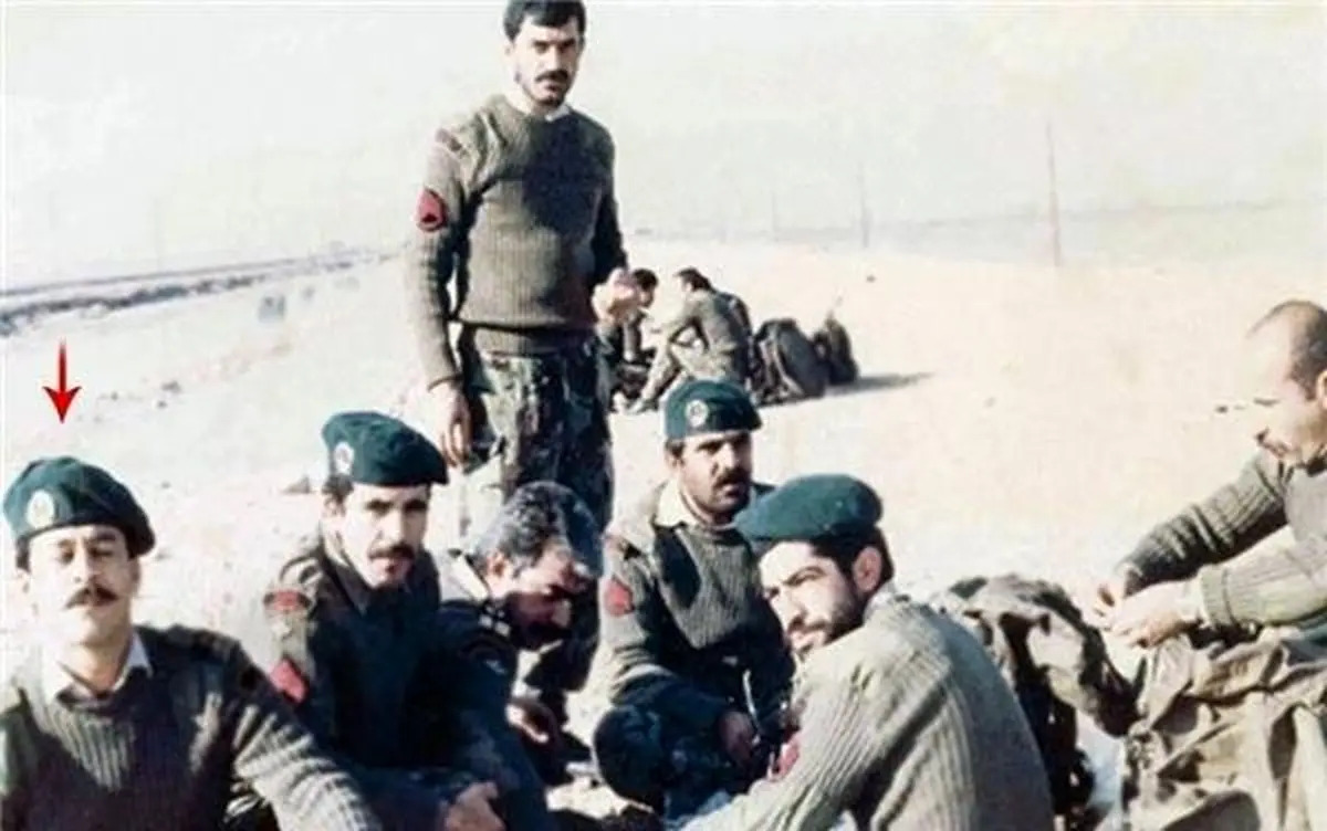 تفنگداری که در خرمشهر ترکش خورد و بعدها فرمانده نیروی دریایی شد