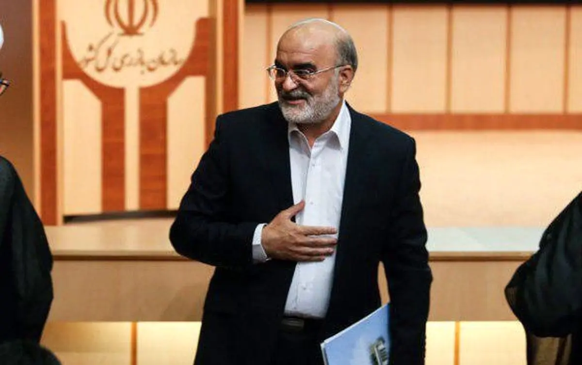رییس سابق سازمان بازرسی: بازداشت نشده‌ام، ۸ شغل دارم
