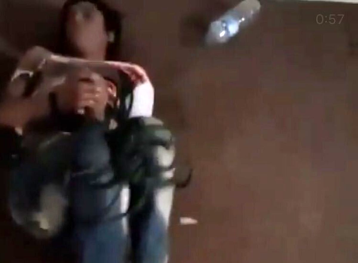 چه‌کسانی نوجوان افغانستانی را در قشم کتک زدند؟