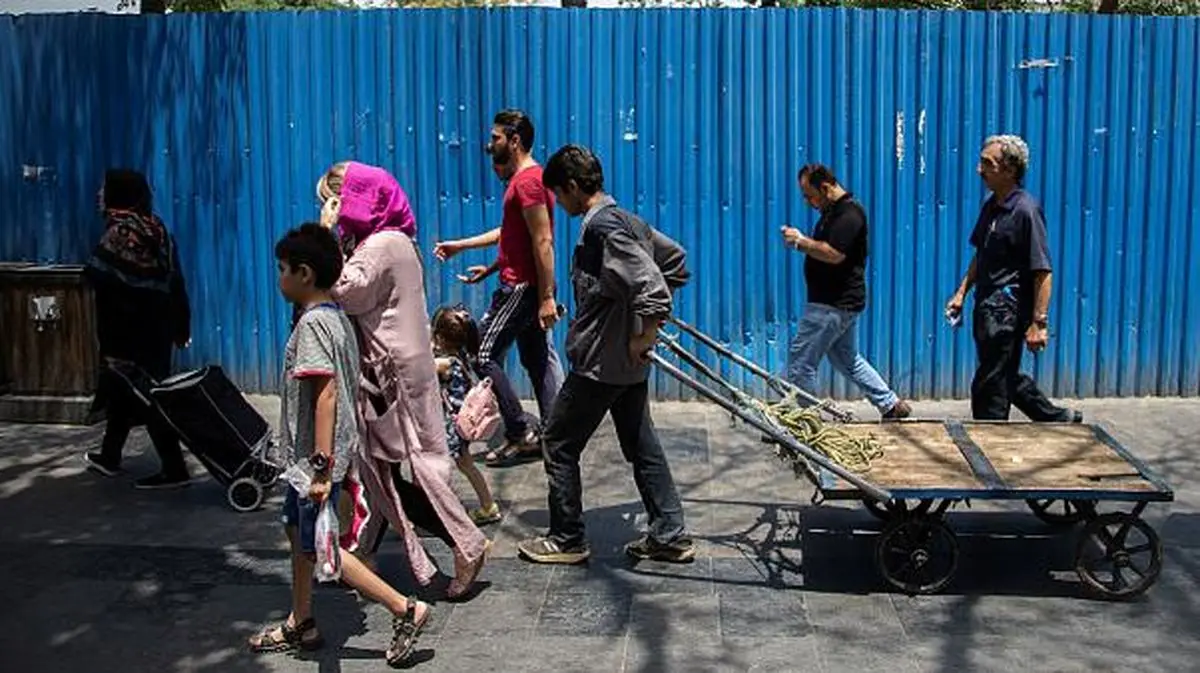 کاهش نرخ بیکاری به ۱۰.۵ درصد