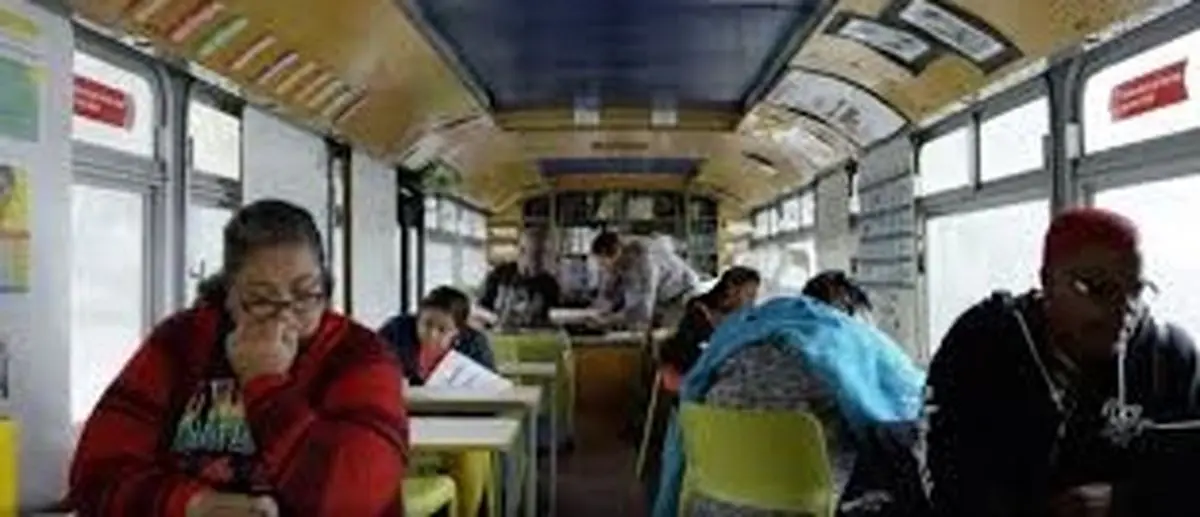 مدرسه سیار در کالیفرنیا