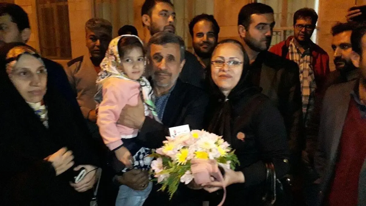 جشن تولد احمدی‌نژاد در نارمک