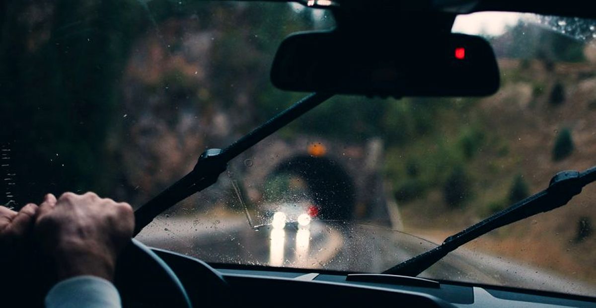 استفاده از برف پاککن خودرو برای تهیه گزارش آب و هوا