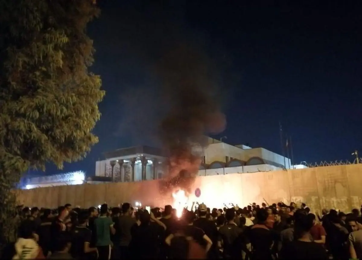 فیلم تعرض به کنسولگری ایران در کربلا