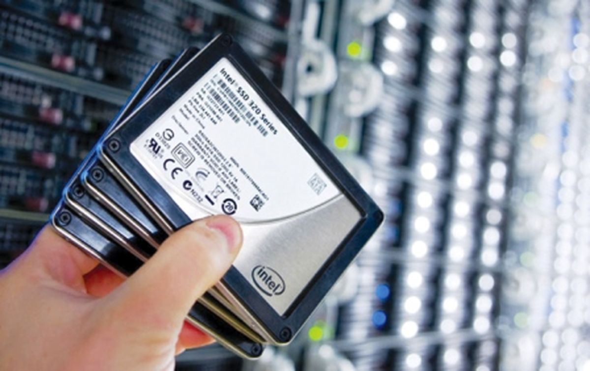 چرا باید حافظههای گرانقیمت SSD را خرید؟