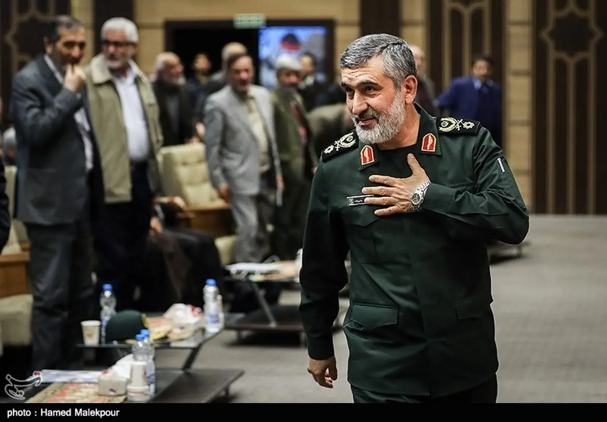 خبر شهادت فرمانده نیروی هوا- فضا سپاه تکذیب شد