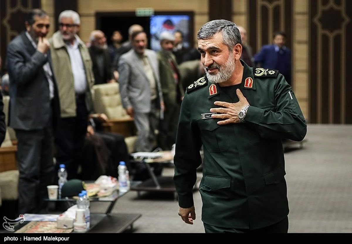 خبر شهادت فرمانده نیروی هوا- فضا سپاه تکذیب شد
