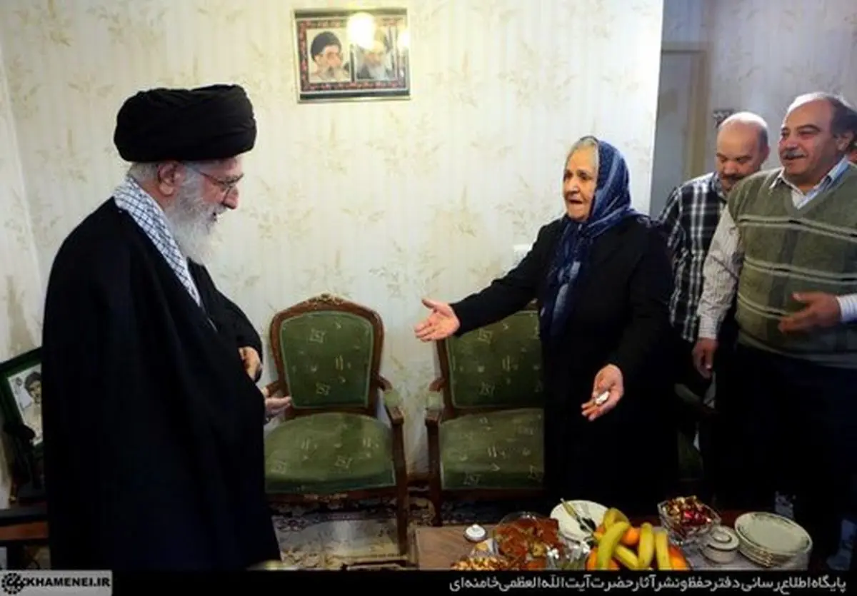 حاج خانم قرار است آقای خامنه‌ای به منزل شما بیایند...