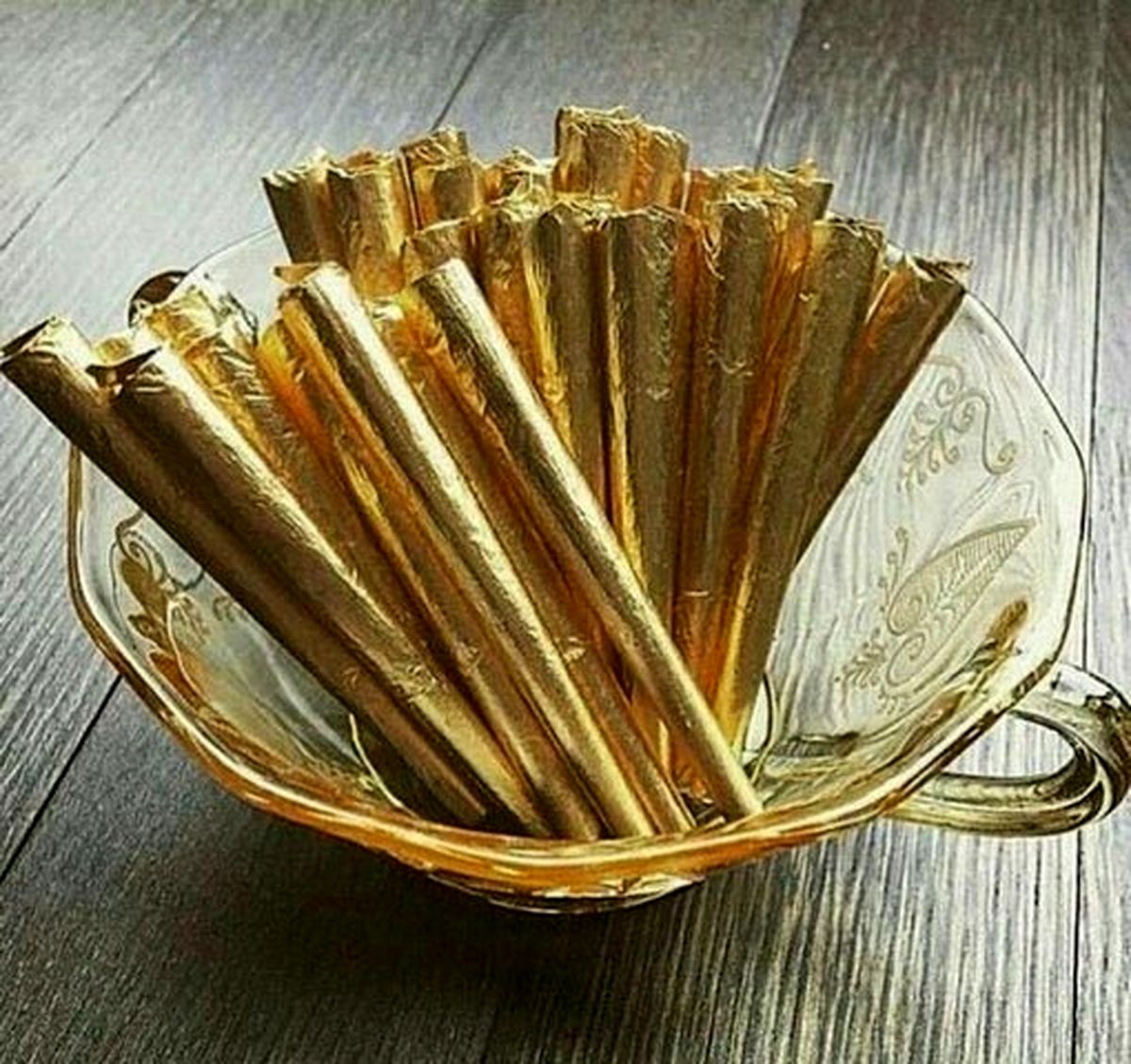 سیگار با طعم بلوبری و روکش طلا
