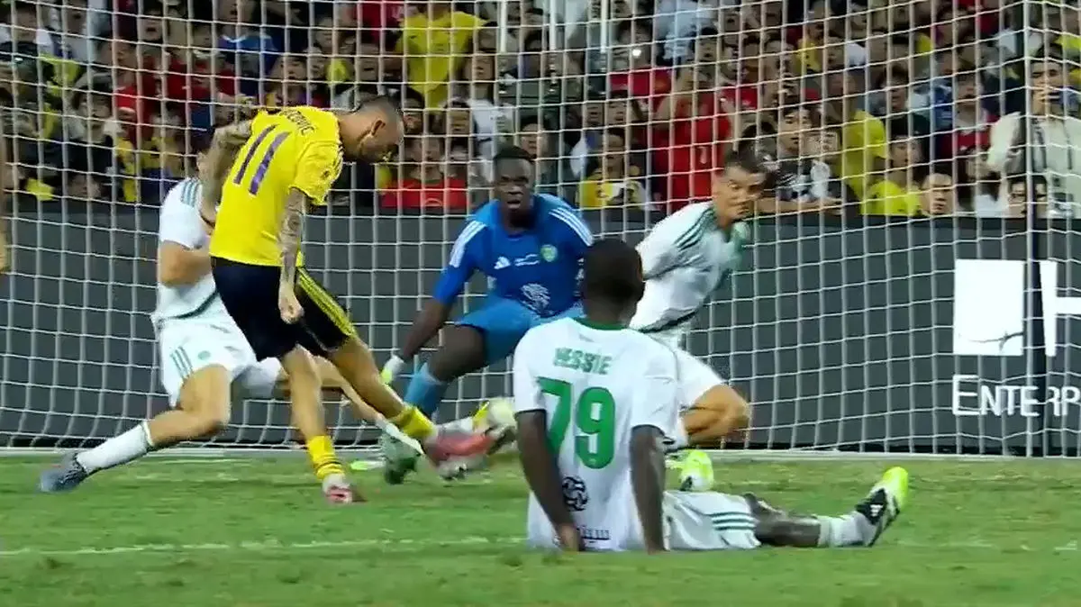 گل دوم النصر به الاهلی توسط مارسلو بروزوویچ