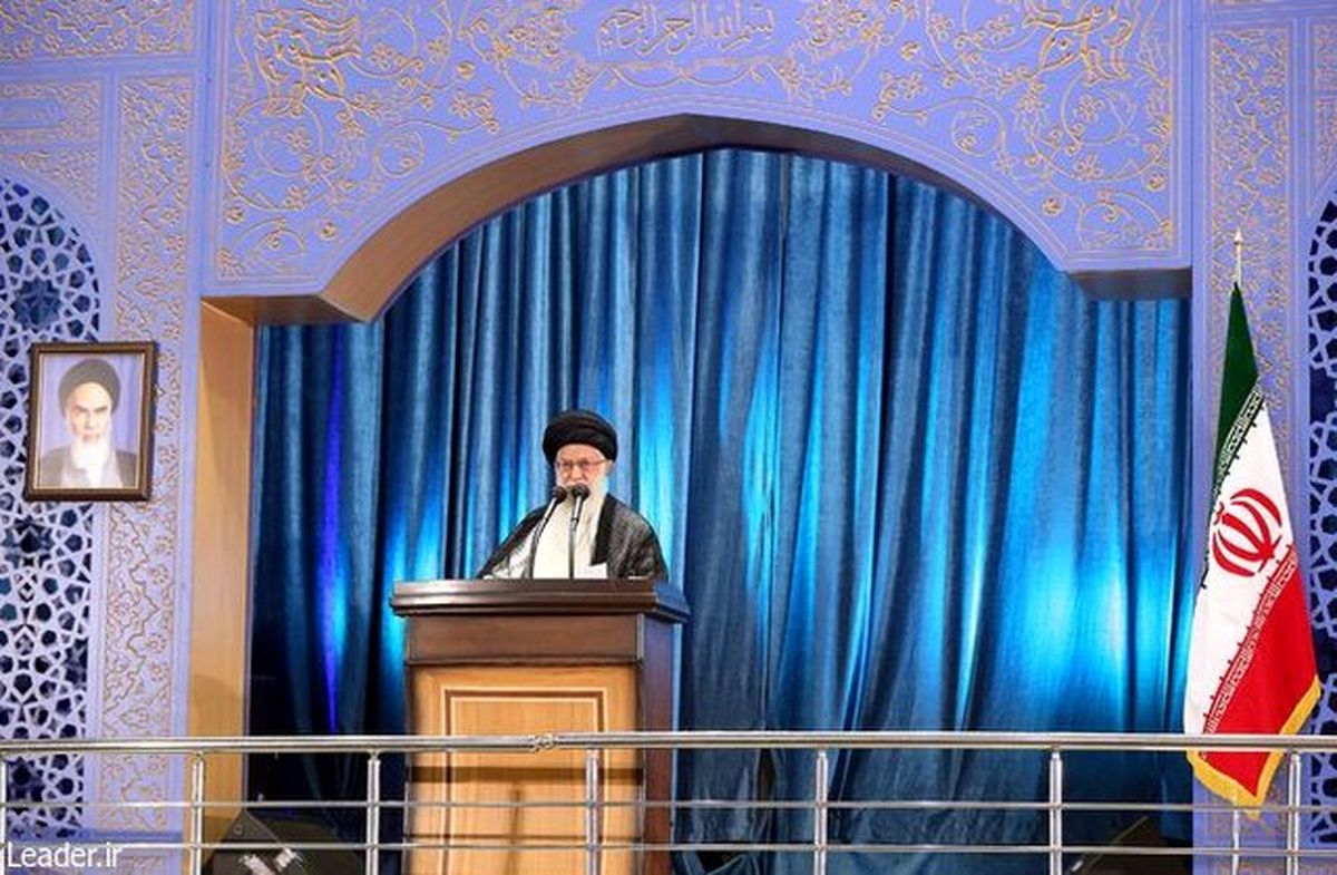 آغاز رسمی نمازجمعه به امامت مقام معظم رهبری